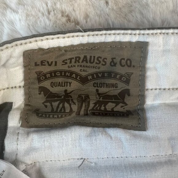 Men's Levi's Gray Cargo Shorts Size W38 - Picture 7 of 9